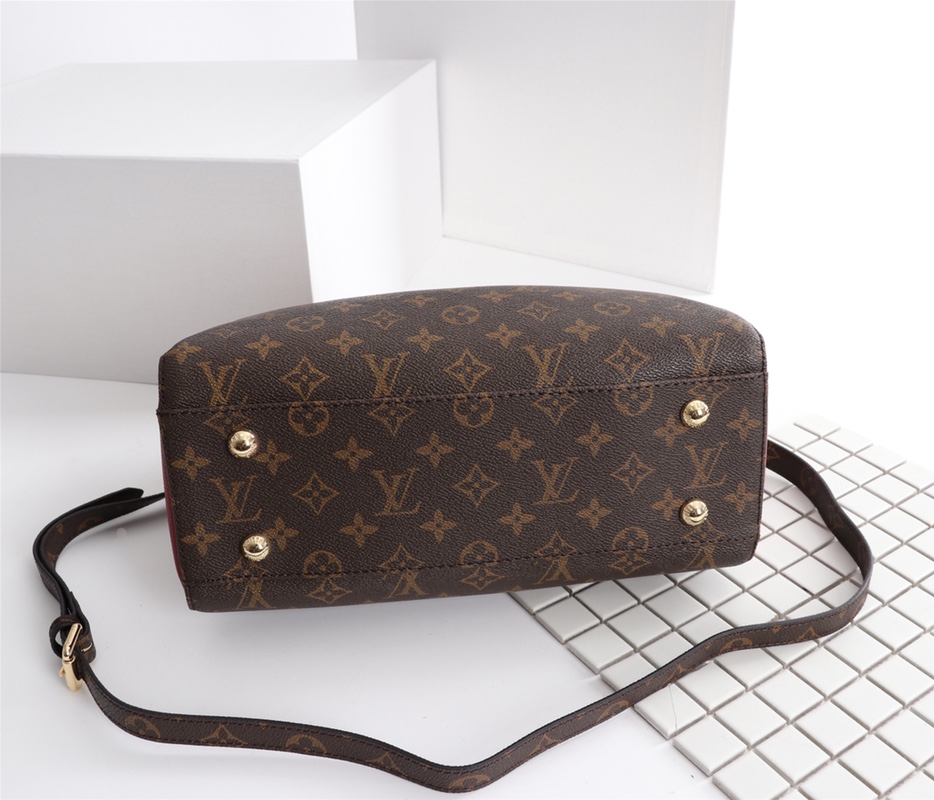 Replica Louis Vuitton Classic Monogram Handle Bag With Strap