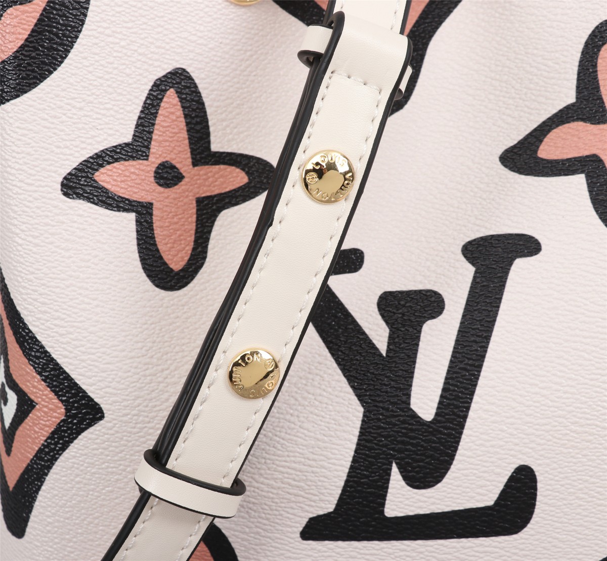 Replica Louis Vuitton Neonoe Mm Bucket Bag Black/White