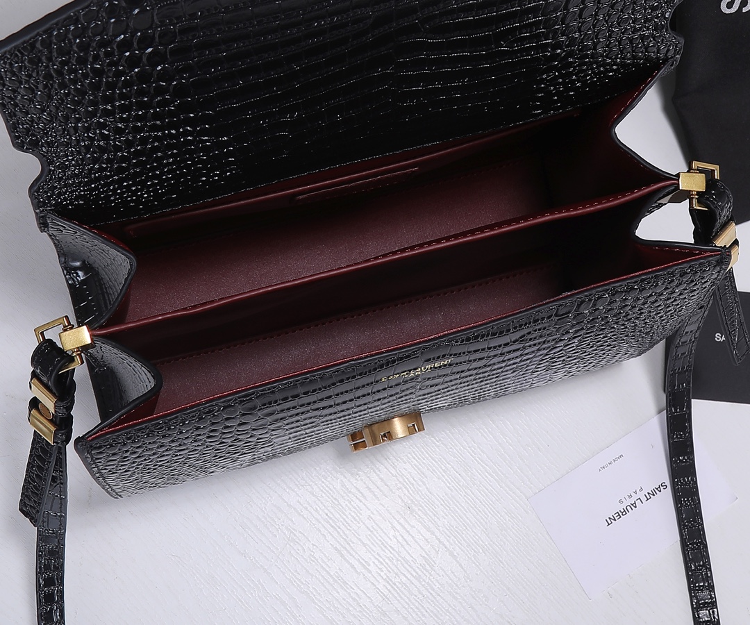 Replica Ysl Cassandra Medium Top Handle Bag In Crocodile-Embossed Shiny Leather