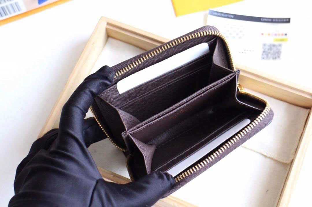 Replica Louis Vuitton Zippy Coin Purse M60067