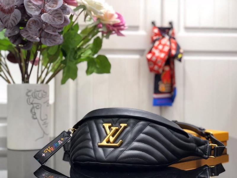 Replica Louis Vuitton New Wave Bumbag Black/White