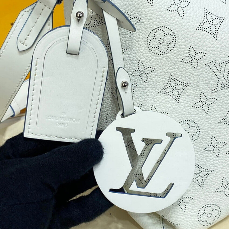 Replica Louis Vuitton Beaubourg Hobo Mm M58482 White