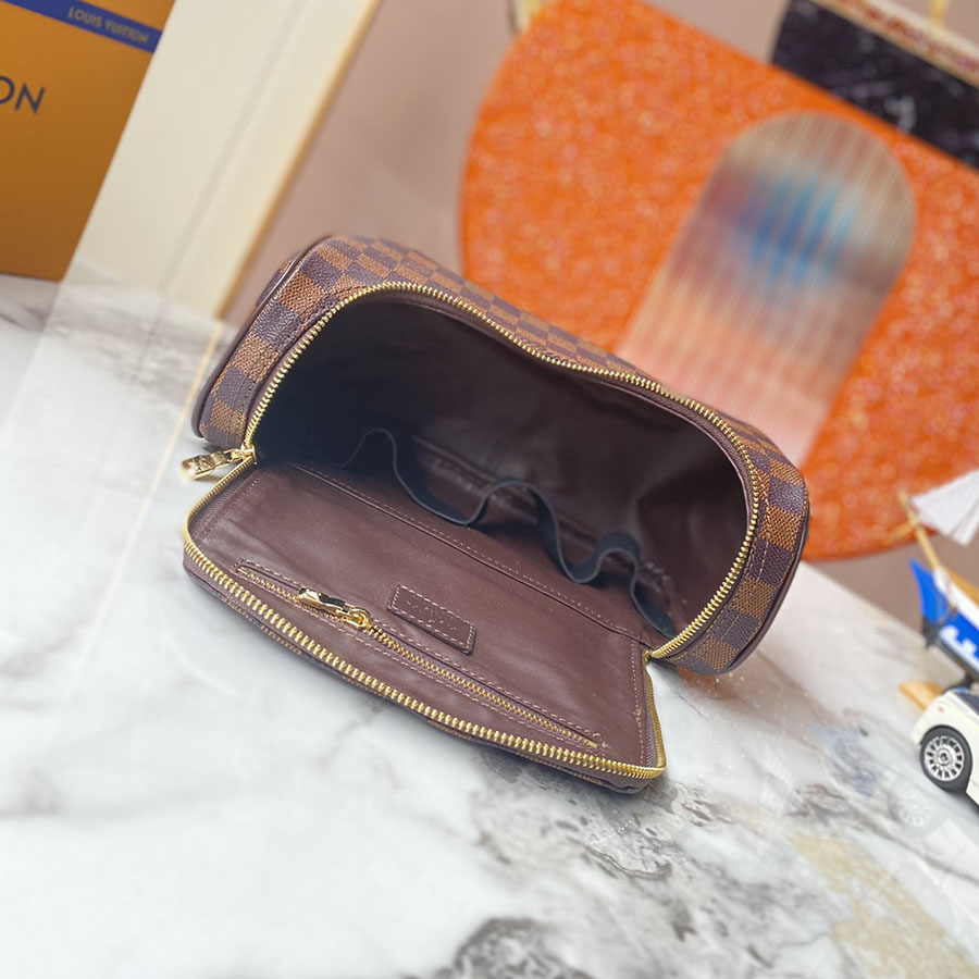 Replica Louis Vuitton Toiletry Pouch N47625