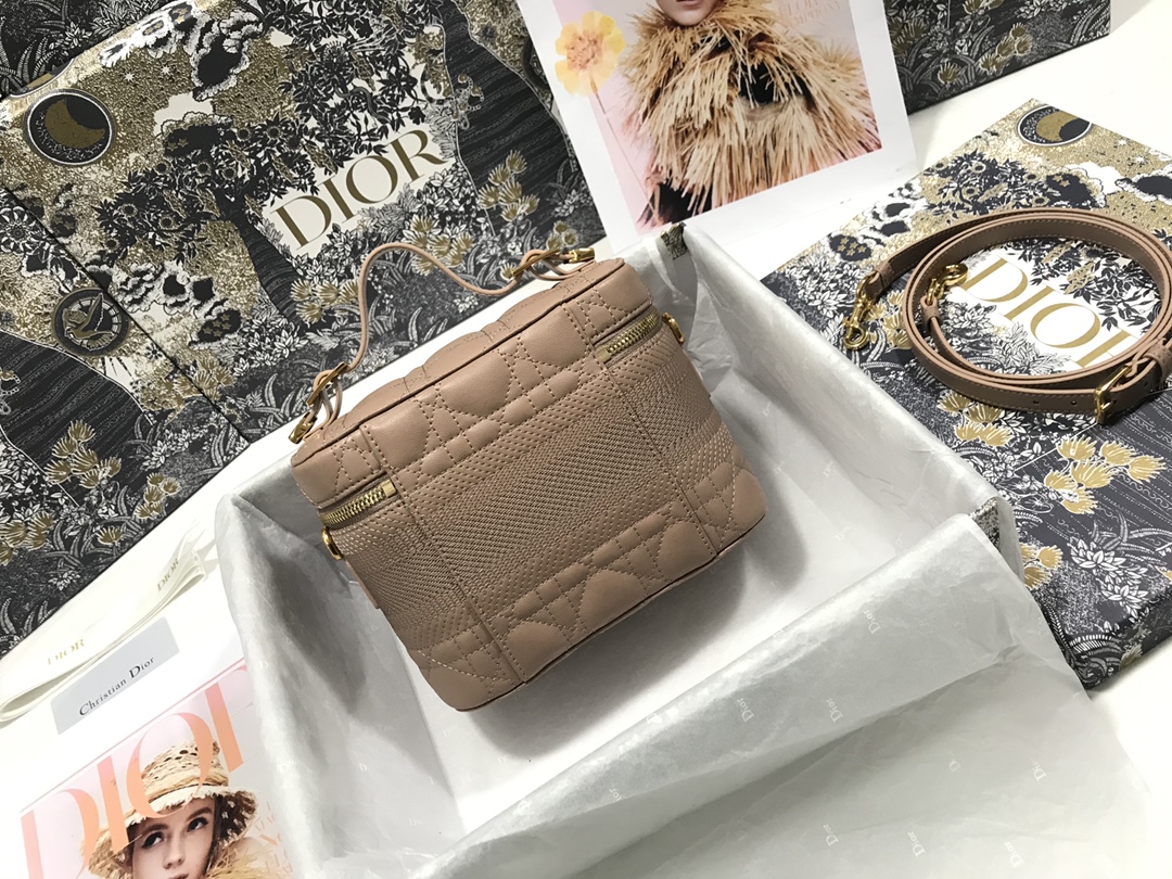 Replica Dior Aaa-Small Travel Vanity Case