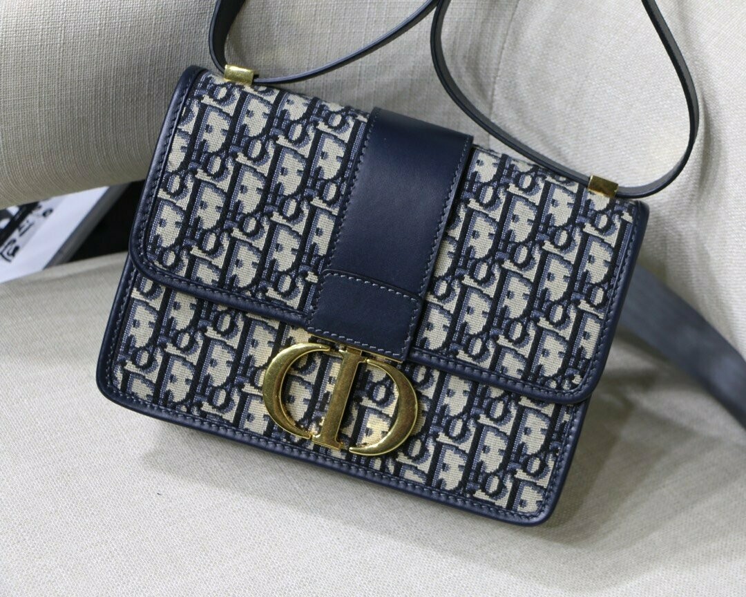 Replica Dior 30 Montaigne Chain Bag M9208