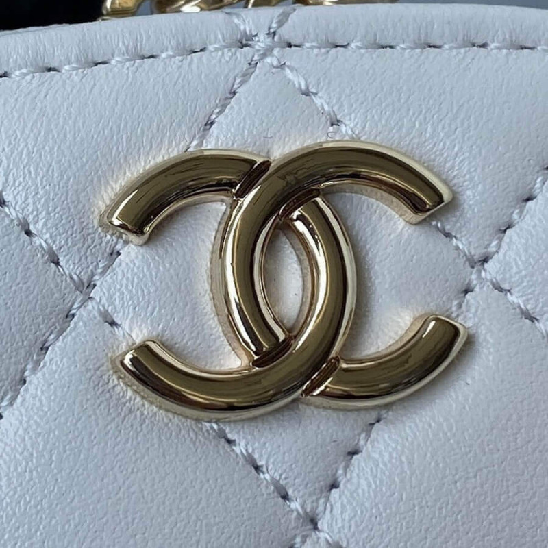 Replica Chanel Small Vanity Case Lambskin Ap2731