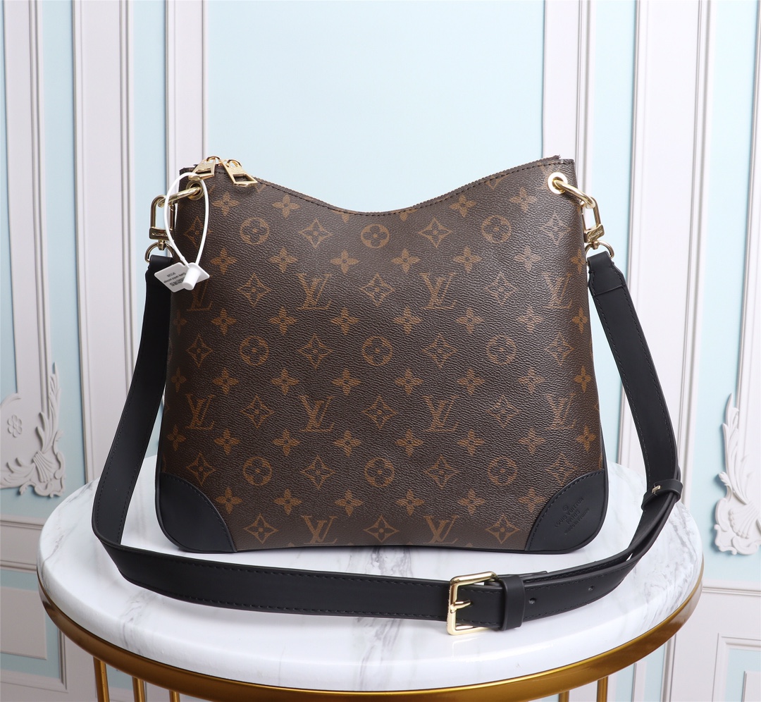 Replica Louis Vuitton Aaa-Odeon Mm M45352 Black/Natural
