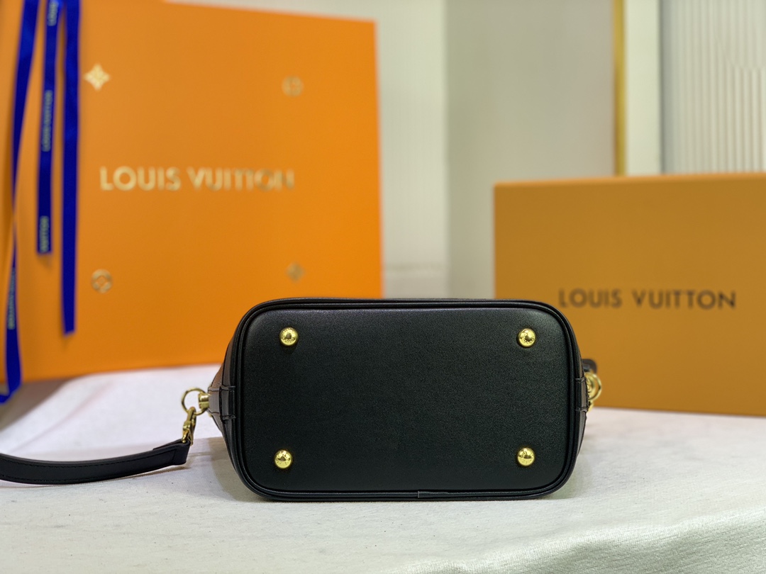 Replica Louis Vuitton Cruiser Pm Bag Black/White