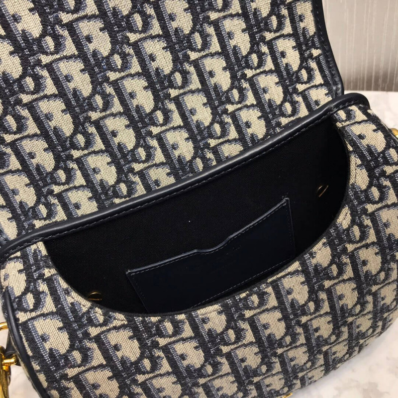 Replica Christian Dior Medium Dior Bobby Bag In Oblique Jacquard M9319