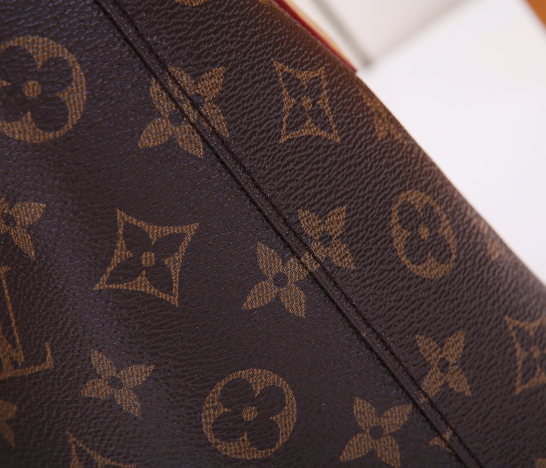 Replica Louis Vuitton Monogram Bucket Pm Tote Bag With Wallet M42238