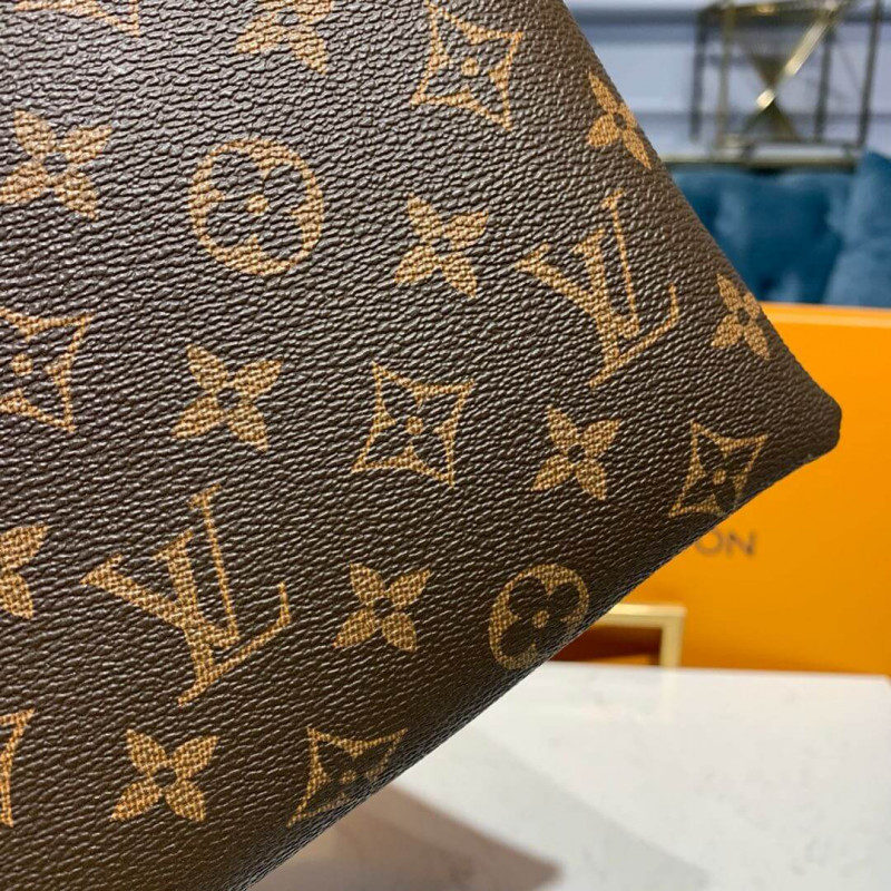 Replica Louis Vuitton Monogram Canvas Daily Pouch M62942