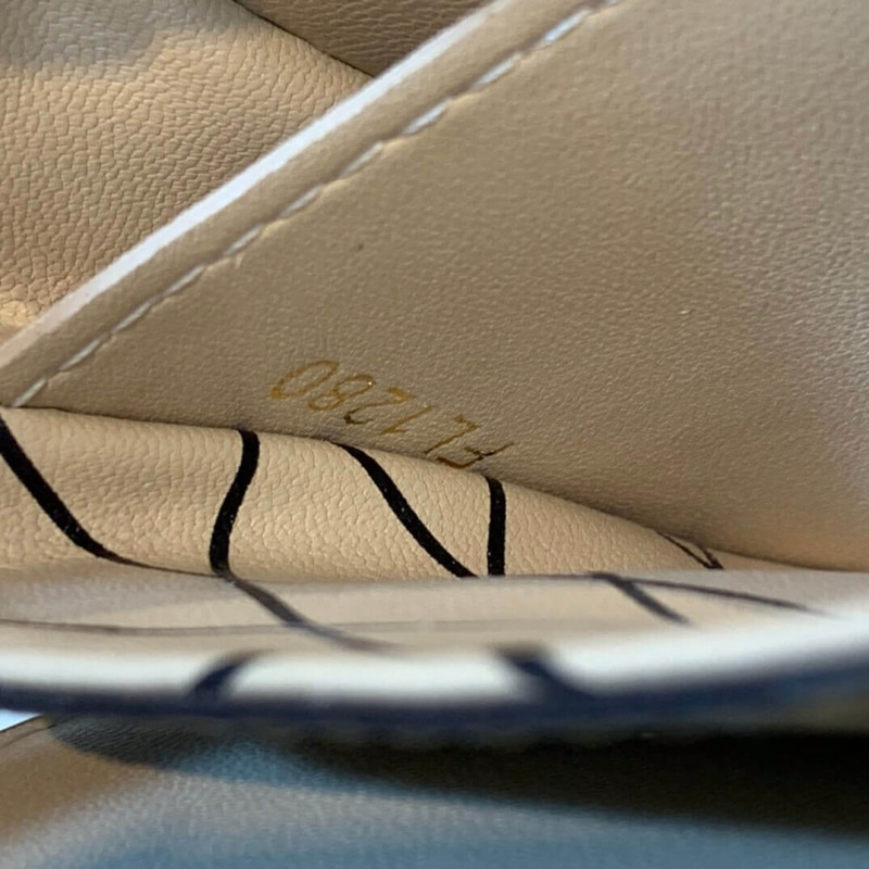 Replica Louis Vuitton Vertical Trunk Pochette M67873