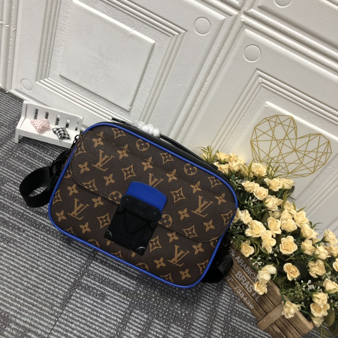 Replica Louis Vuitton S Lock Messenger M45863