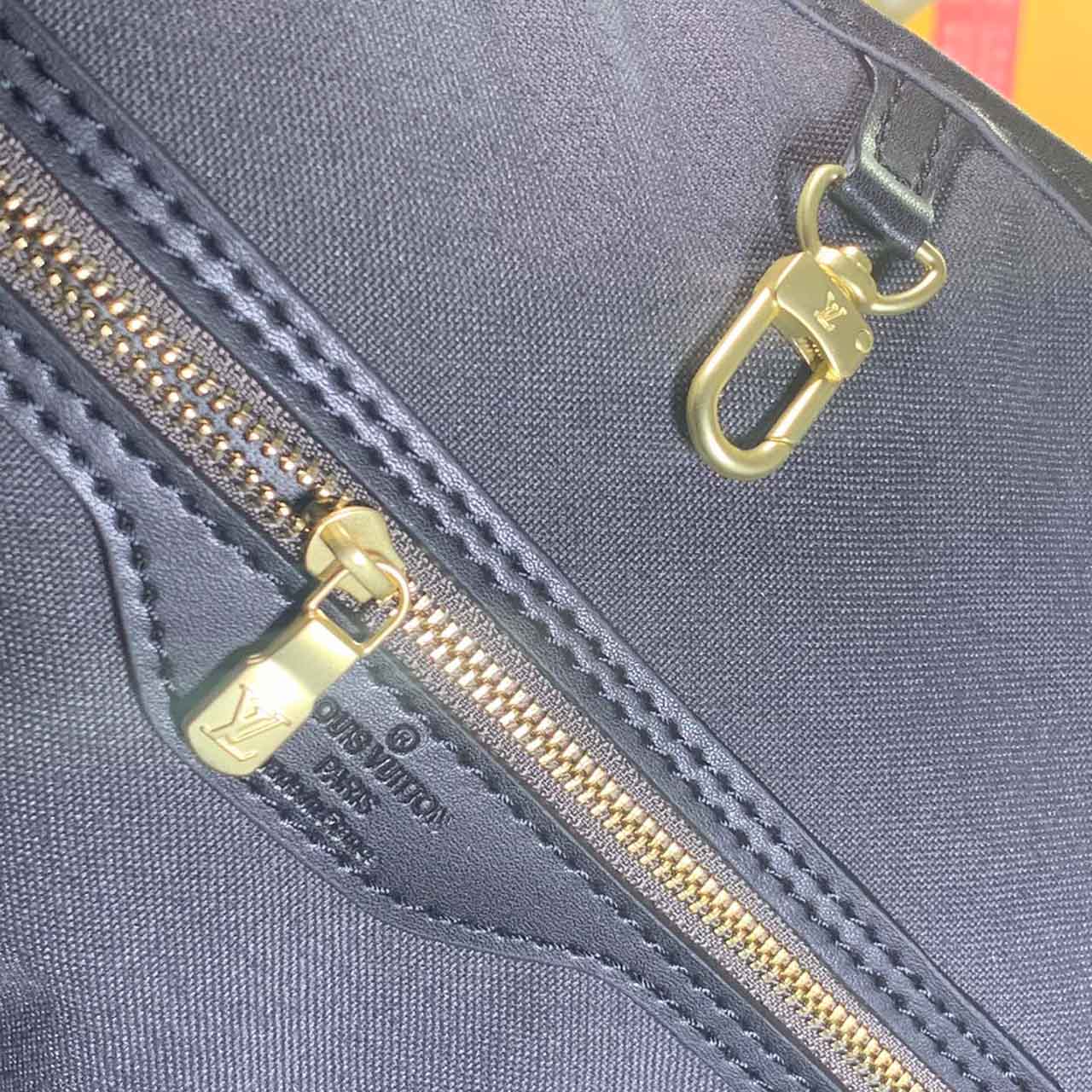 Replica Louis Vuitton Game On Neverfull Mm M57462 Black/White