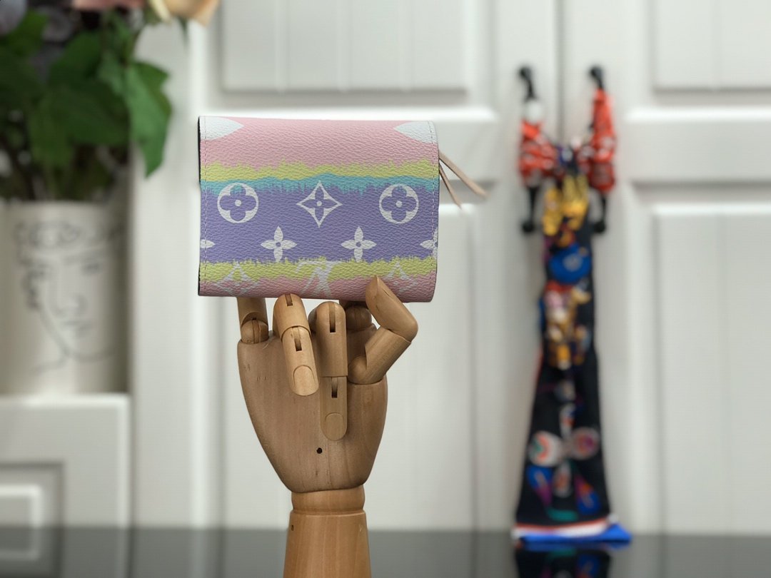 Replica Louis Vuitton Escale Victorine Wallet