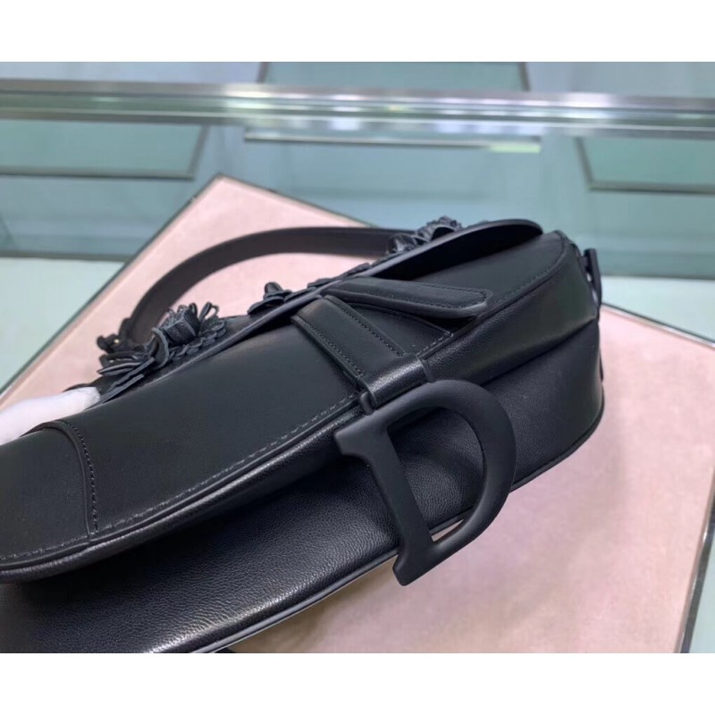 Replica Christian Dior Embroidered Flowers Saddle Bag M0446