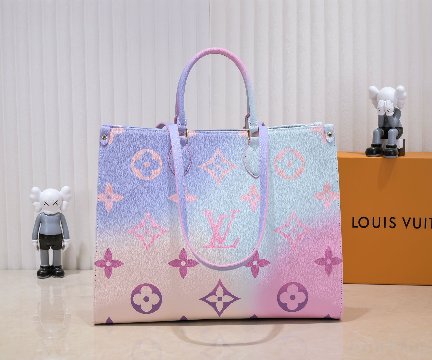 Replica Louis Vuitton Onthego Mm/Gm Tote Bag