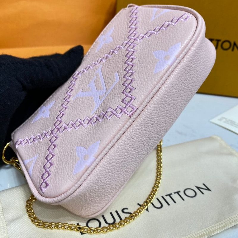 Replica Louis Vuitton Mini Pochette Accessoires M81140