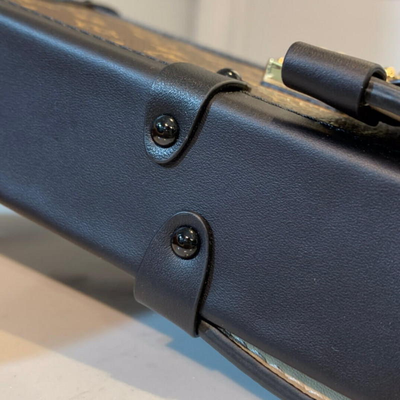 Replica Louis Vuitton Vertical Trunk Pochette M63913