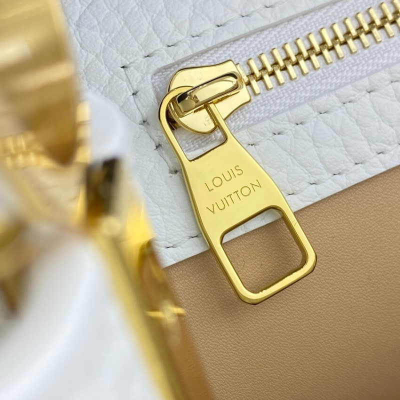 Replica Louis Vuitton Capucines Bb Bag M57941 White