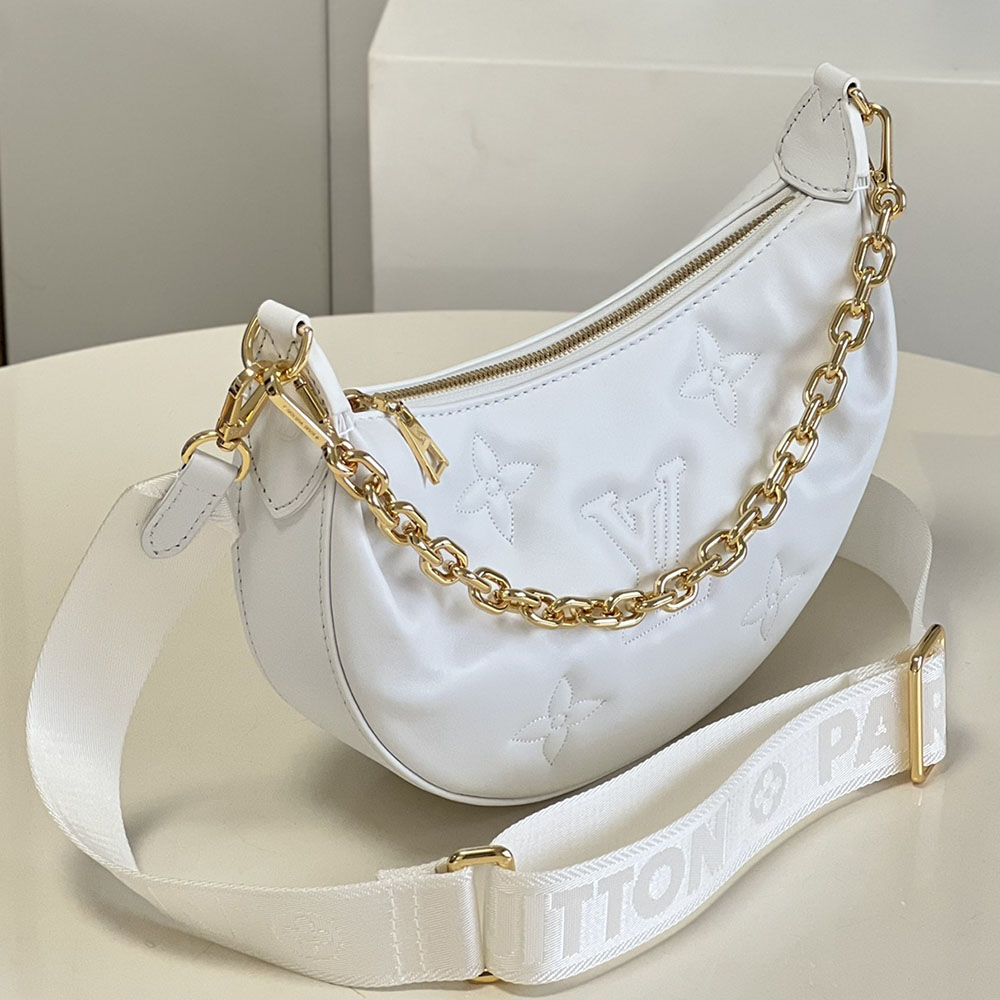 Replica Louis Vuitton Aaa- Over The Moon