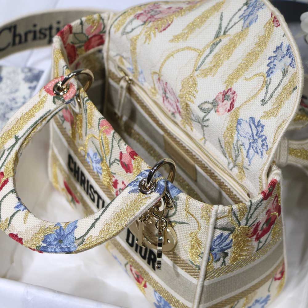 Replica Dior Aaa-Flowers Medium Lady D-Lite Bag M0565/Embroidery