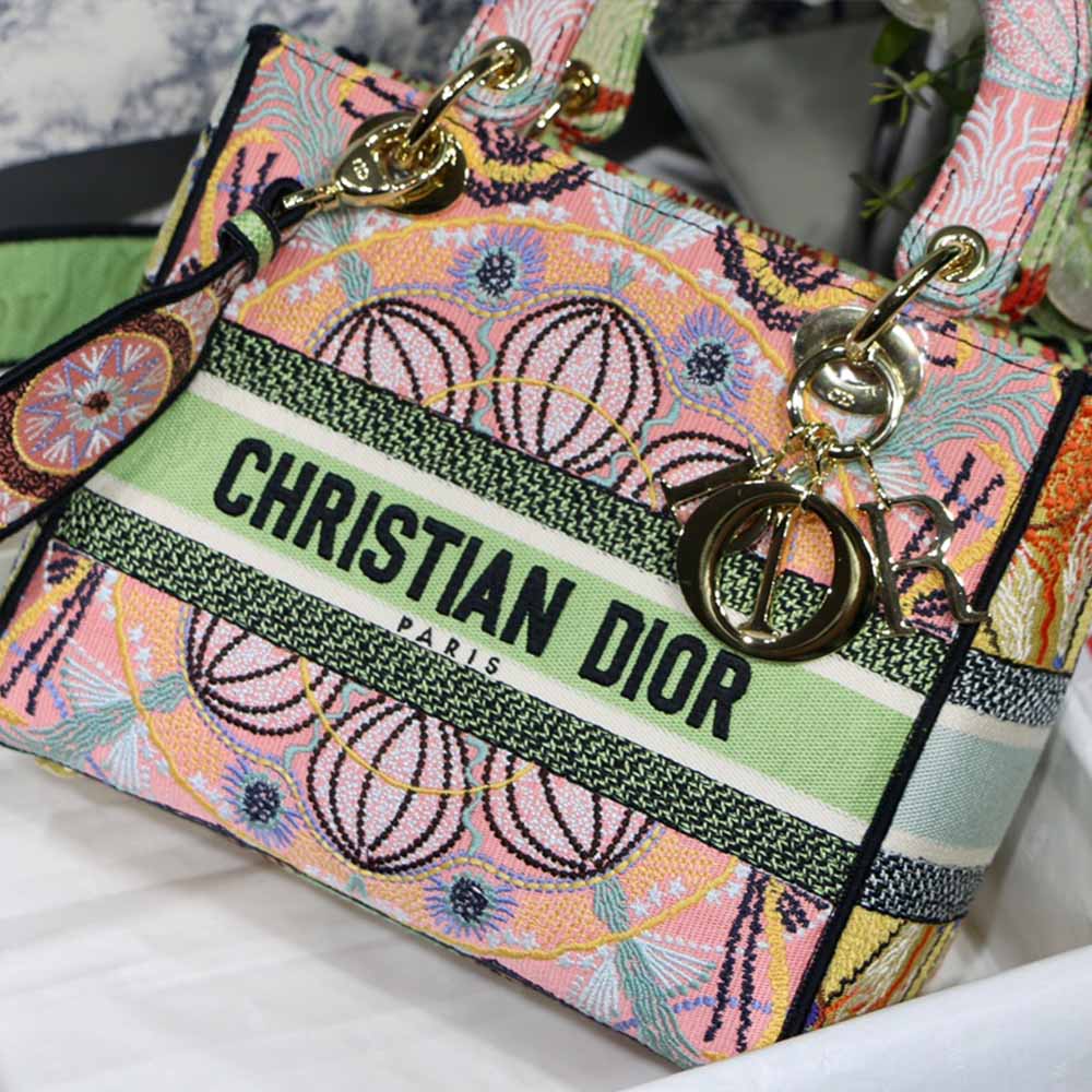 Replica Dior Aaa-In Light Medium Lady D-Lite Bag M8003/Embroidery