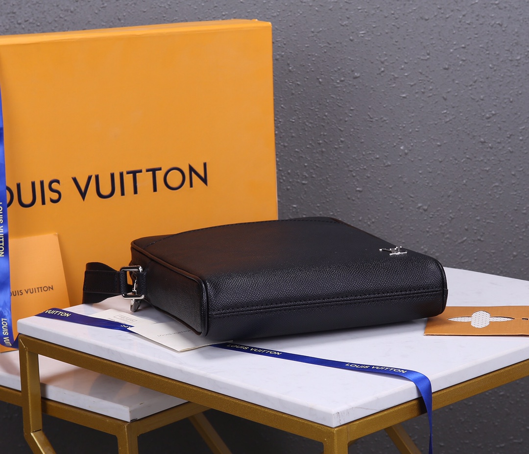 Replica Louis Vuitton Alex Messenger Bb M30265