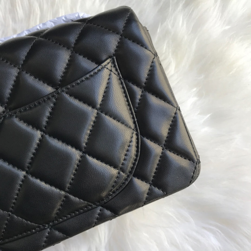 Replica Chanel Lambskin 20Cm Classic Flap Bag 1116 Black