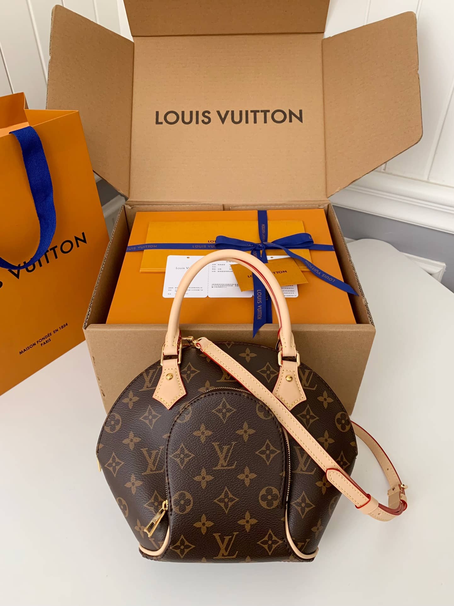 Replica Louis Vuitton Monogram Ellipse Pm Shoulder Bag M46196