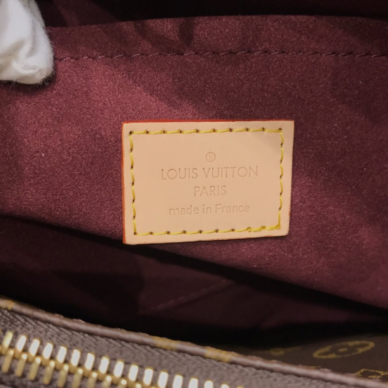 Replica Louis Vuitton Monogram Canvas Montaigne Mm M41056