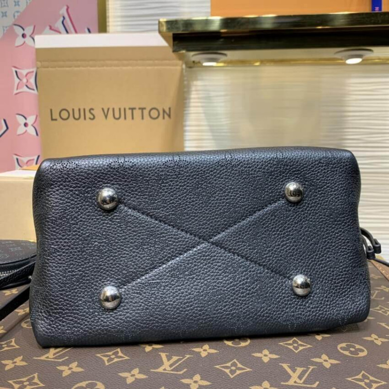 Replica Louis Vuitton Mahina Leather Bella M57070