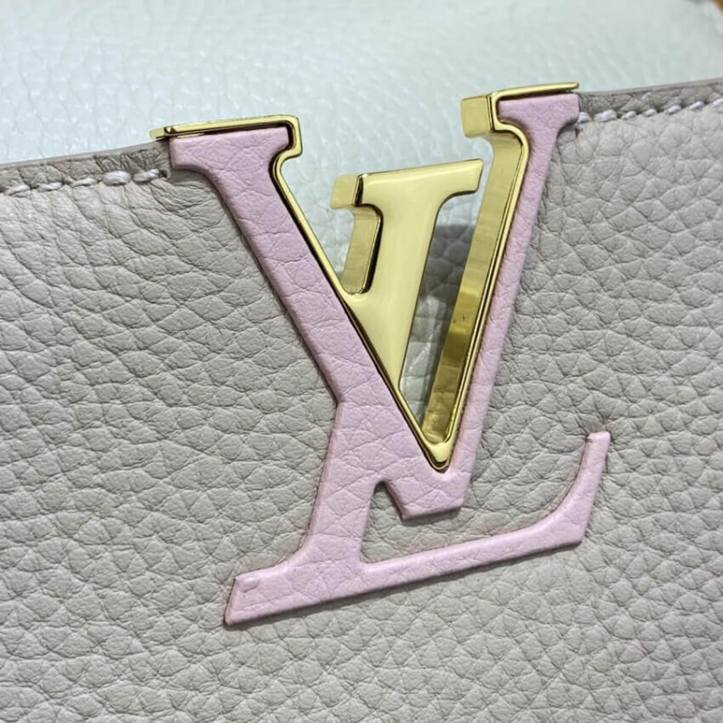 Replica Louis Vuitton Taurillon Leather Capucines Mm M57224