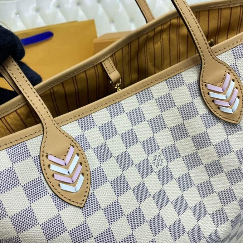 Replica Louis Vuitton Damier Azur Neverfull Mm N50047