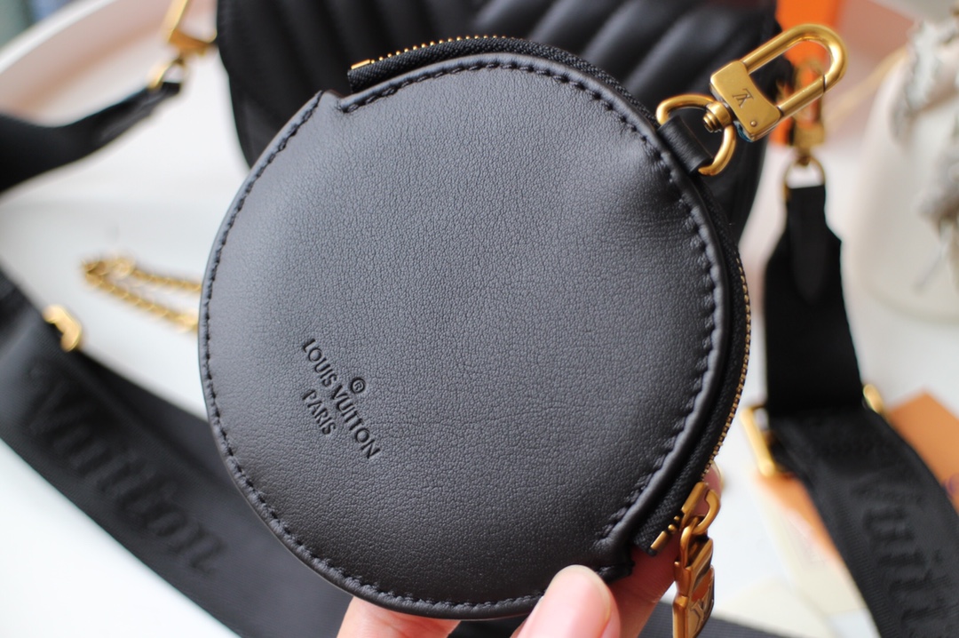 Replica Louis Vuitton New Wave Multi-Pochette M56471