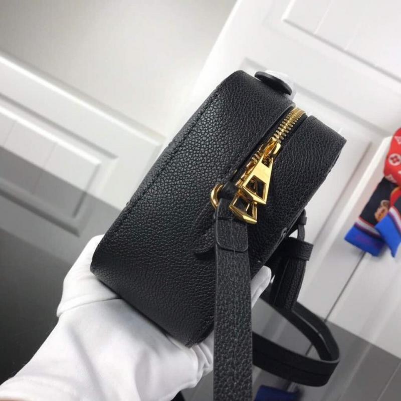 Replica Louis Vuitton Saintonge M44593