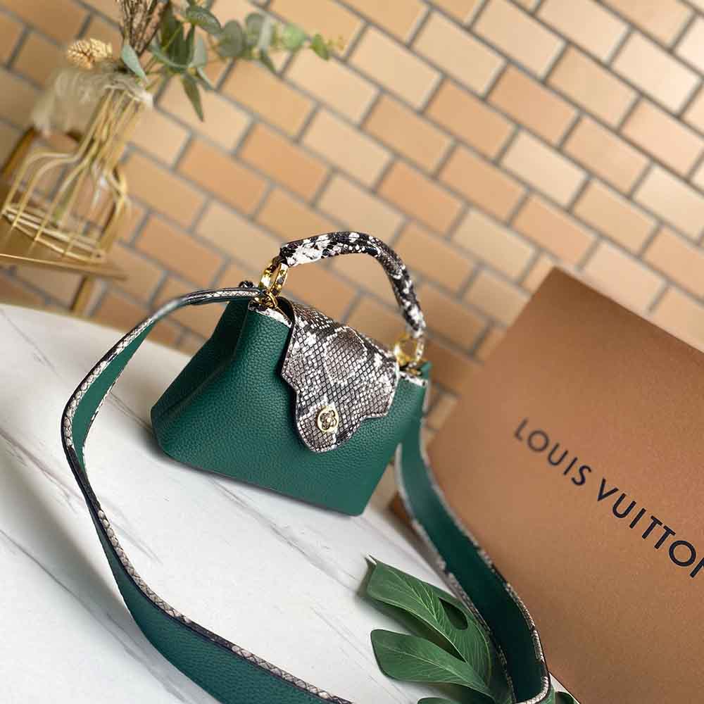 Replica Louis Vuitton Capucines Mini N80041