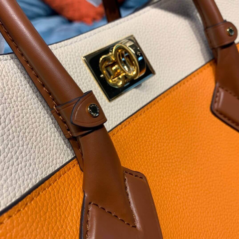 Replica Louis Vuitton On My Side M56077