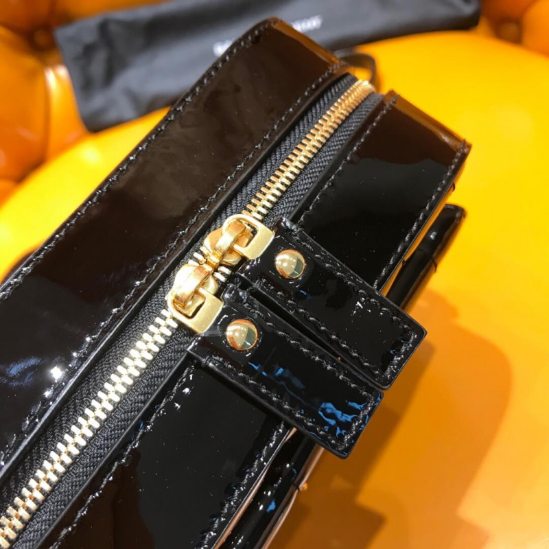 Replica Saint Laurent Monogram Vicky Patent Leather Camera Bag 555052