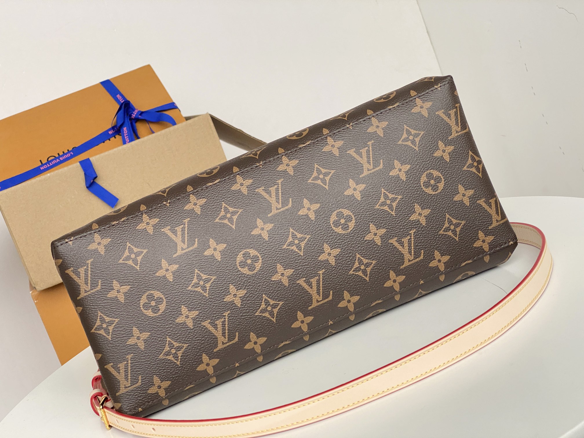 Replica Louis Vuitton Grand Palais/Petit Palais M45900