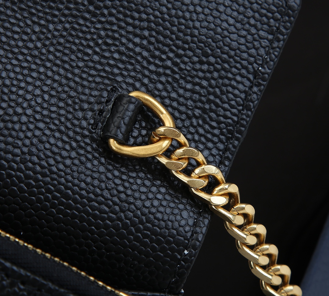 Replica Ysl Envelope Chain Wallet In Grain De Poudre Embossed Leather 1888
