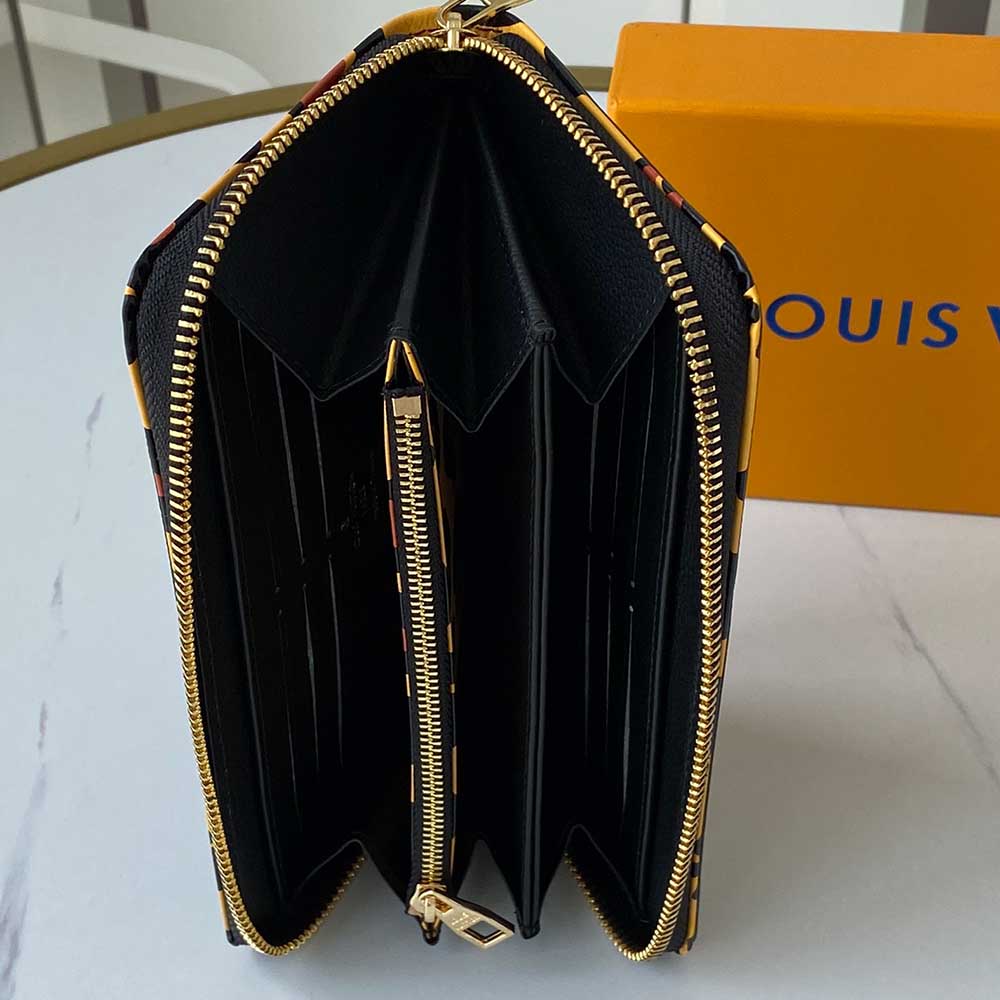 Replica Louis Vuitton Leopard Zippy Wallet M80685