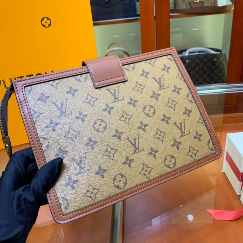 Replica Louis Vuitton Pochette Dauphine M69184