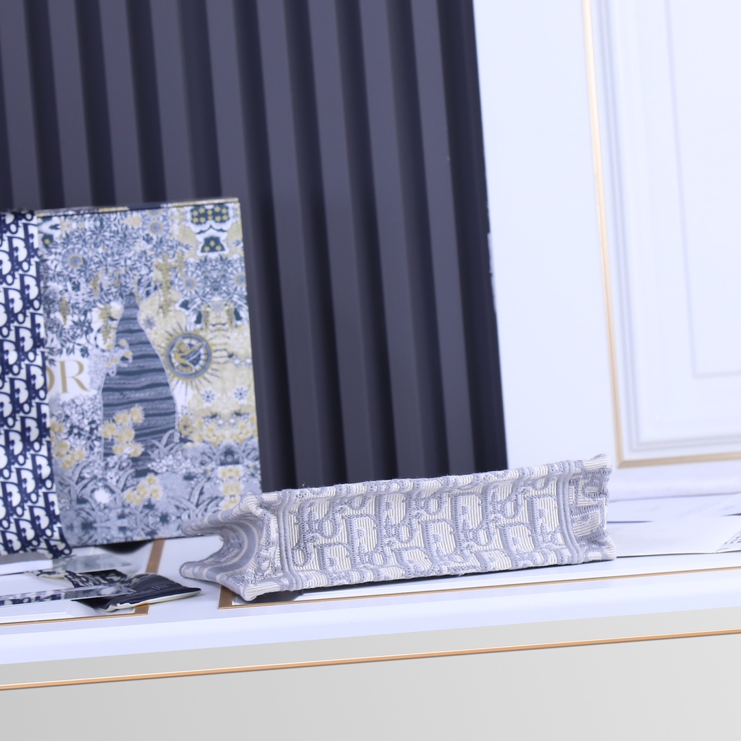 Replica Dior Oblique Embroidery Mini Book Tote