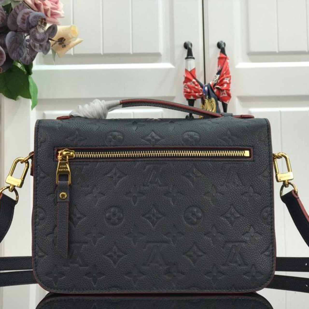 Replica Louis Vuitton Pochette Metis M44881 M44071 Beige/ Navy