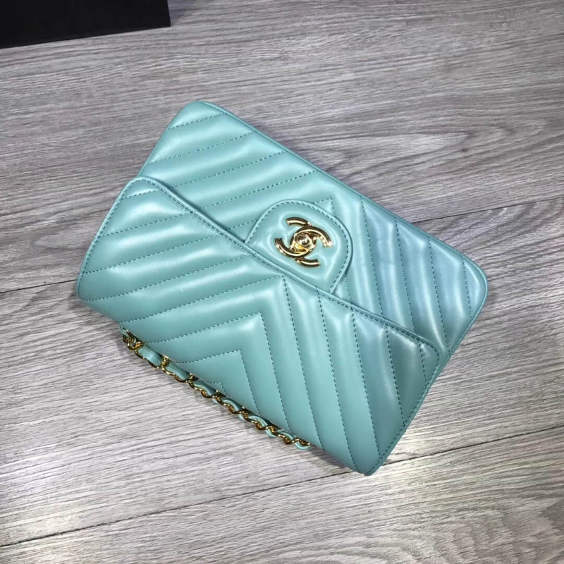 Replica Chanel Chevron Lambskin 20Cm Classic Flap Bag 1116