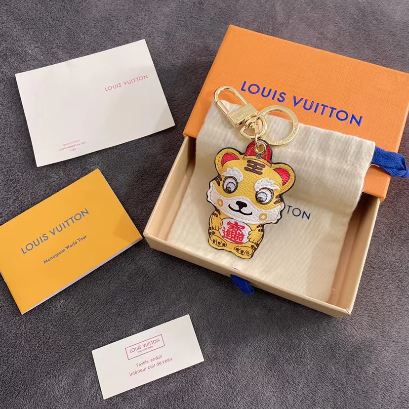 Replica Louis Vuitton Tiger Bag Charm And Key Holder L012