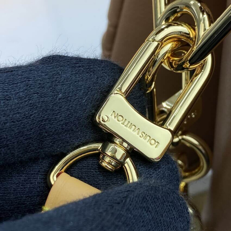 Replica Louis Vuitton Coussin Pm M59277 Taupe