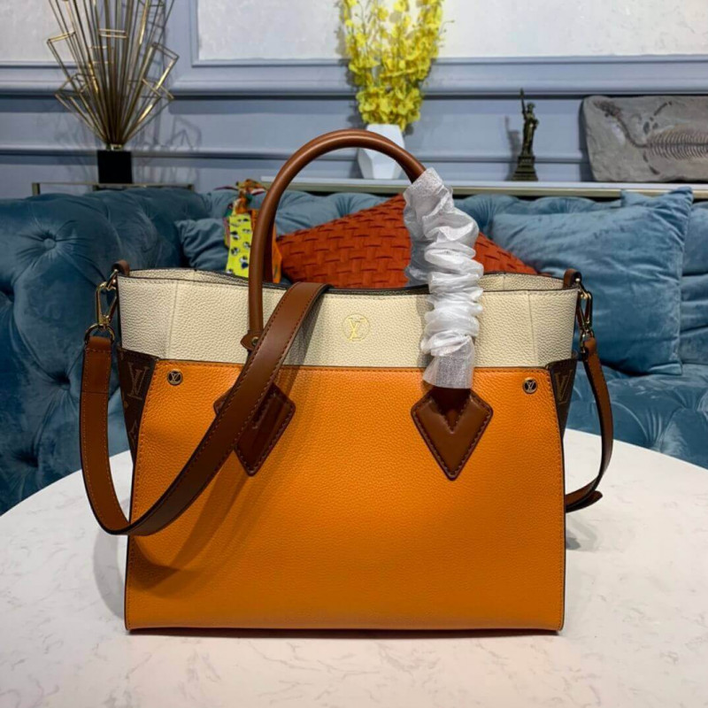 Replica Louis Vuitton On My Side M56077