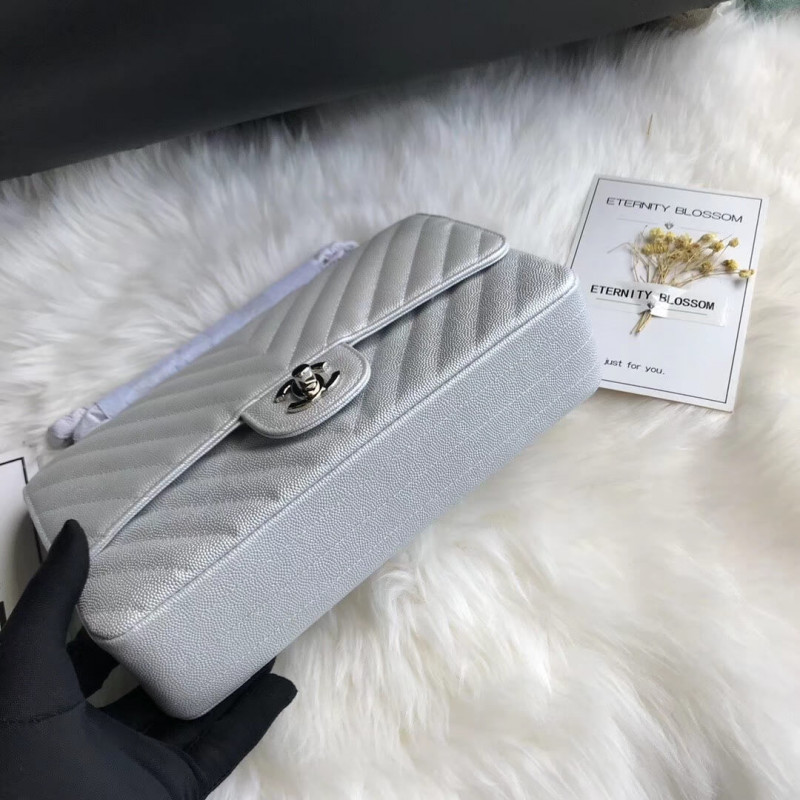 Replica Chanel Chevron Caviar Calfskin Classic Flap Bag A01112